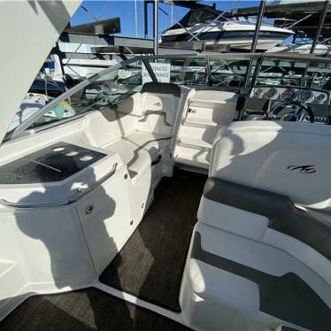 2014 Monterey 260 aft cabin