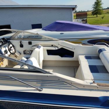 1987 Sea Ray s24