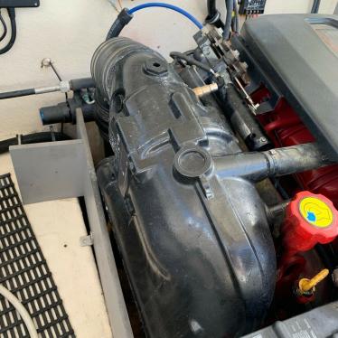 2013 Monterey 270 hp volvo penta i/o single shaft dual prop