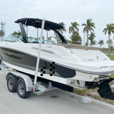 2012 Sea Ray 250 slx