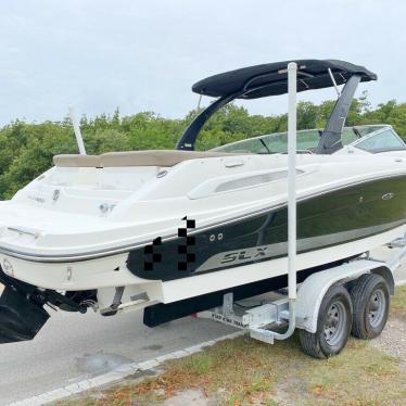 2012 Sea Ray 250 slx