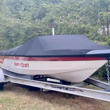 1990 Mastercraft prostar 190