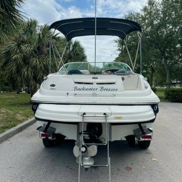 2005 Sea Ray 240 sundeck