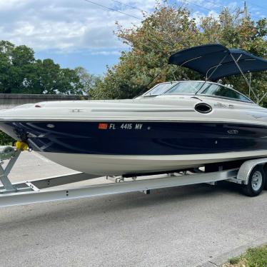 2005 Sea Ray 240 sundeck