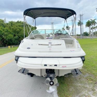 2006 Sea Ray 240 sundeck