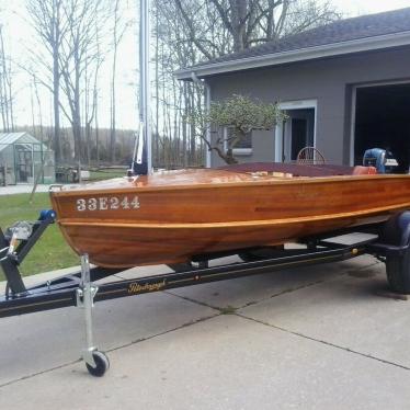 Vintage Peterborough Cedar Strip Wooden Boat 1950 for sale for ...