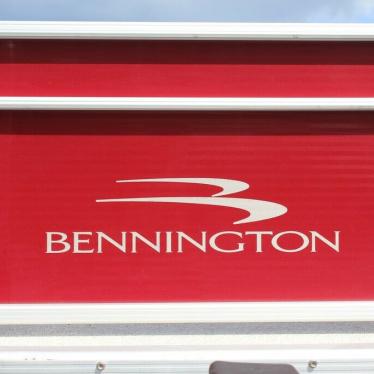 2016 Bennington 20s saltwater series