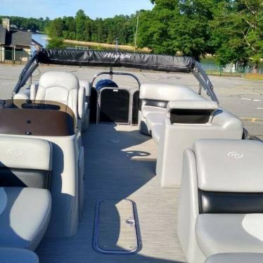 Manitou Aurora LE 2018 for sale for $47,900 - Boats-from-USA.com