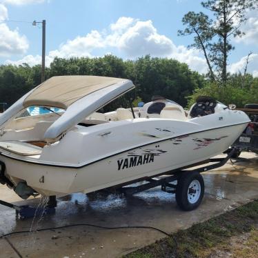 2001 Yamaha ls2000