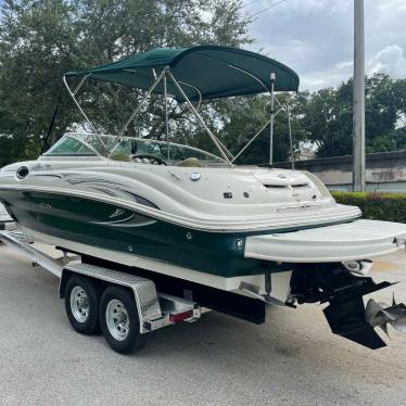 2005 Sea Ray 240 sundeck