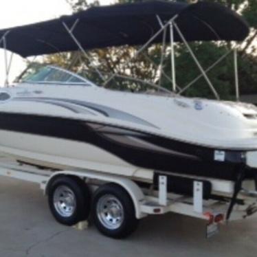 2002 Sea Ray 240 sd