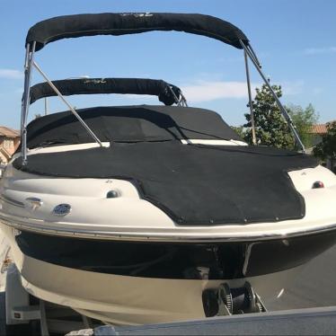 2002 Sea Ray 240 sd