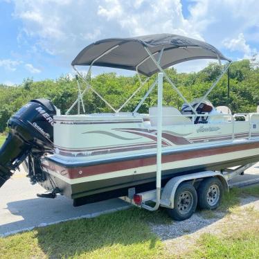 2001 Hurricane 226 fundeck