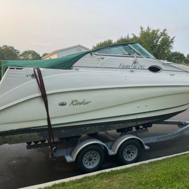 2000 Rinker 5.7 350