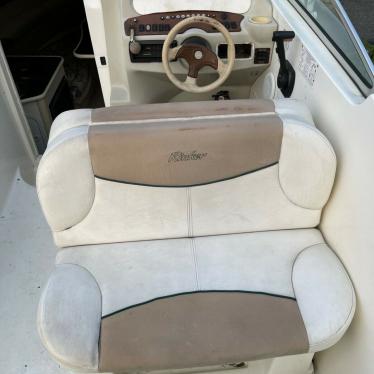 2000 Rinker 242 fiesta vee