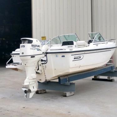 1997 Boston Whaler dauntless 20