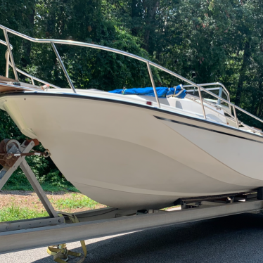 1989 Boston Whaler outrage 25