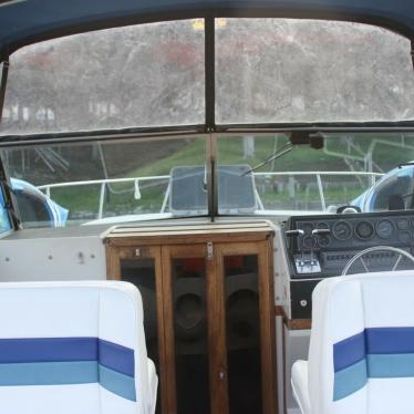 1987 Wellcraft express cruiser