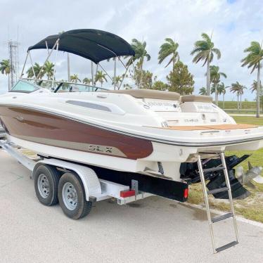 2012 Sea Ray 250 slx