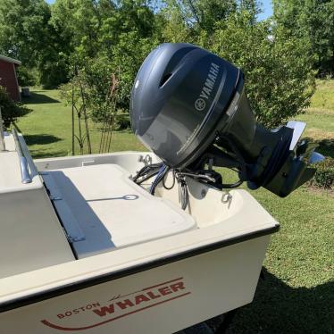 1989 Boston Whaler super sport limited