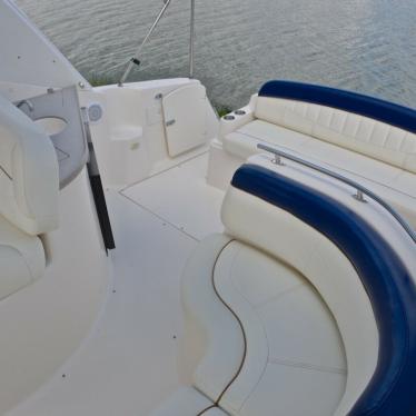 2003 Rinker 342 fiesta lee