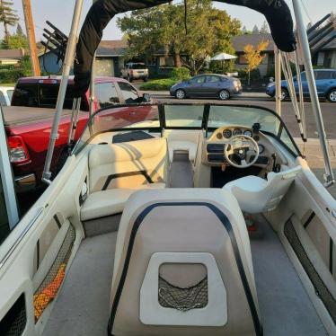 2000 Centurion elite bowrider