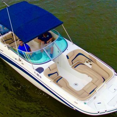 2015 Hurricane 2486 sun deck