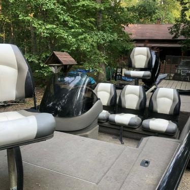 2007 Crestliner