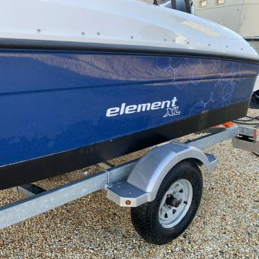 2016 Bayliner element xl