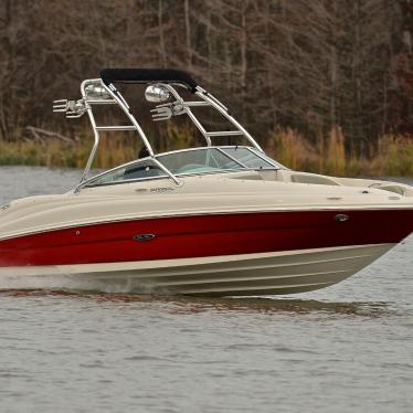 2007 Sea Ray 220 sundeck