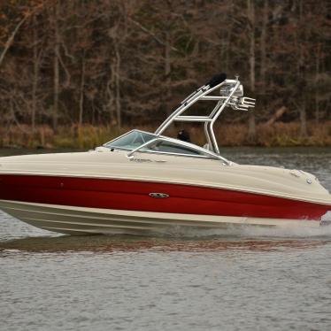 2007 Sea Ray 220 sundeck