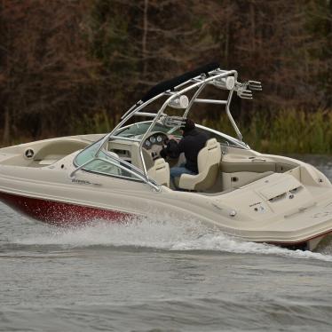 2007 Sea Ray 220 sundeck