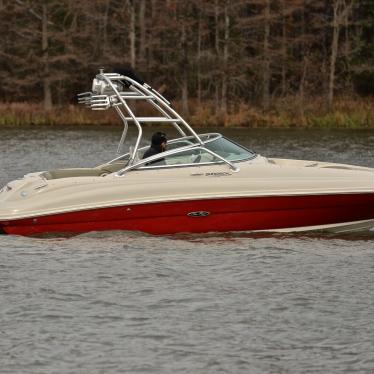 2007 Sea Ray 220 sundeck