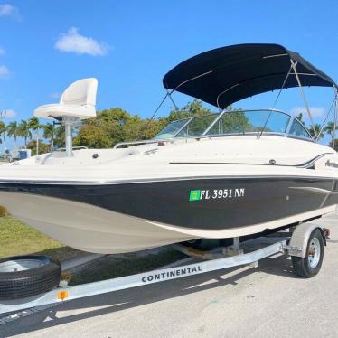 2007 Hurricane sundeck 195