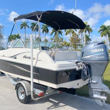 2007 Hurricane sundeck 195