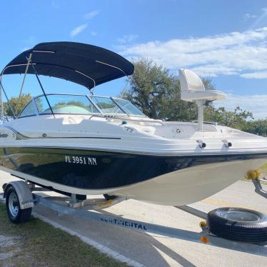 2007 Hurricane sundeck 195