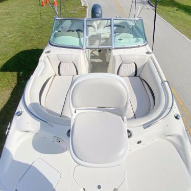 2007 Hurricane sundeck 195