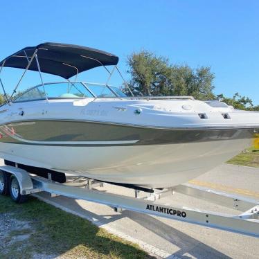 2012 Hurricane 2400 sundeck