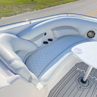 2012 Hurricane 2400 sundeck