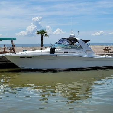 2000 Sea Ray 330 express