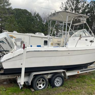 Boats For Sale 2001 COBIA 250 WA 2001