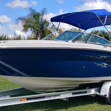 2007 Sea Ray 220 select