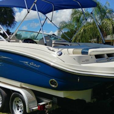 2007 Sea Ray 220 select