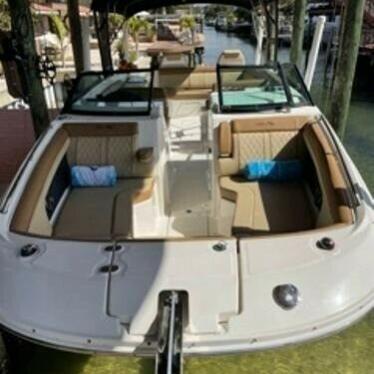 2015 Sea Ray 290 sundeck