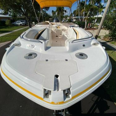 2013 Hurricane sun deck sport 220