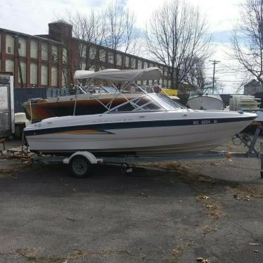 2004 Bayliner bow rider