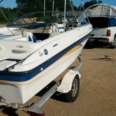 2004 Bayliner bow rider