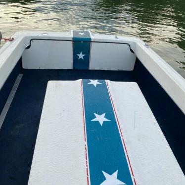 1977 Mastercraft 351 windsor