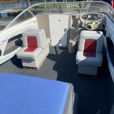 2005 Bayliner 210 cu