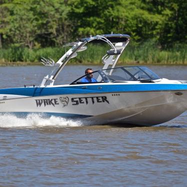 2012 Malibu wakesetter 247 lsv